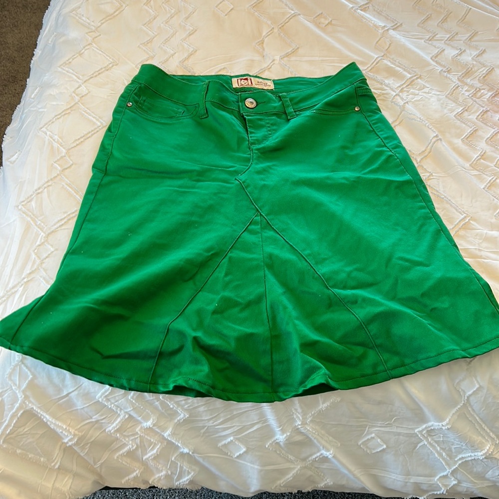 Bright fun green skirt
